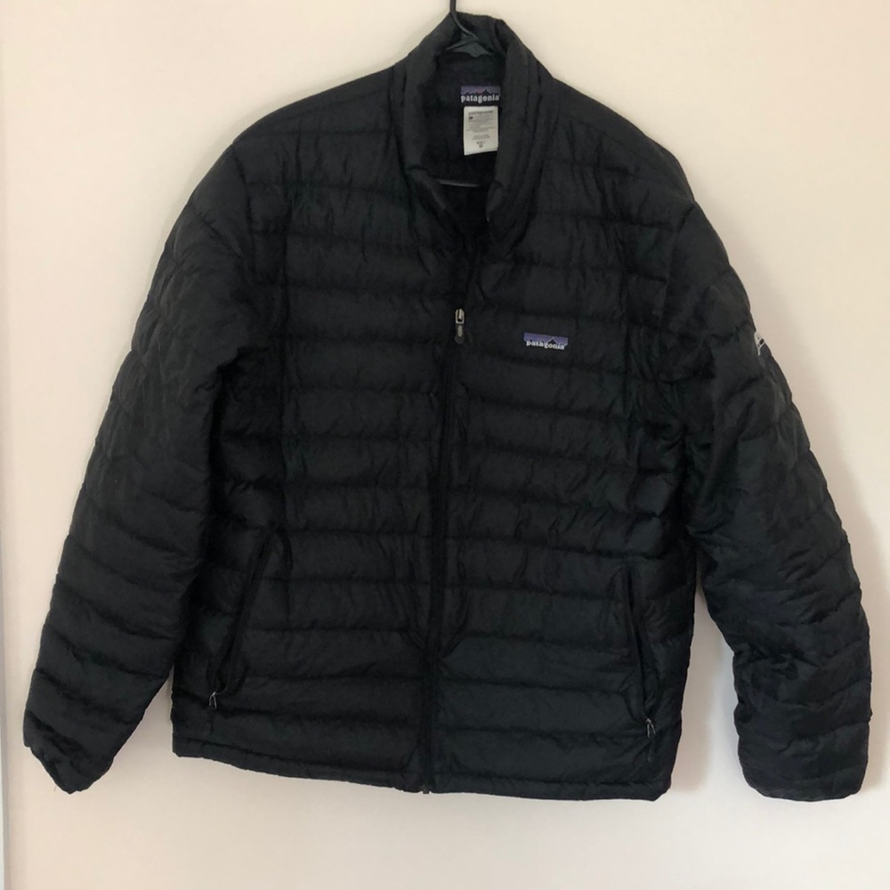 Patagonia Black Men’s Down Coat M